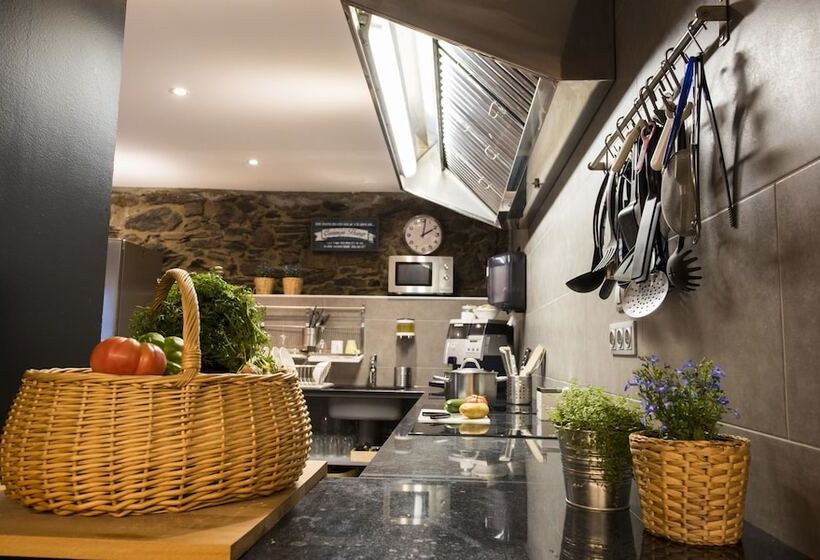 Mountain Hostel Tarter