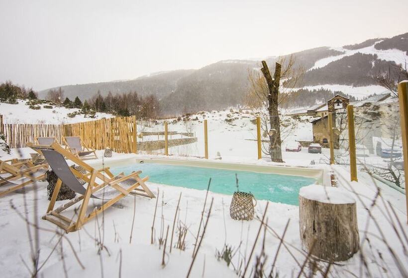 Mountain Hostel Tarter