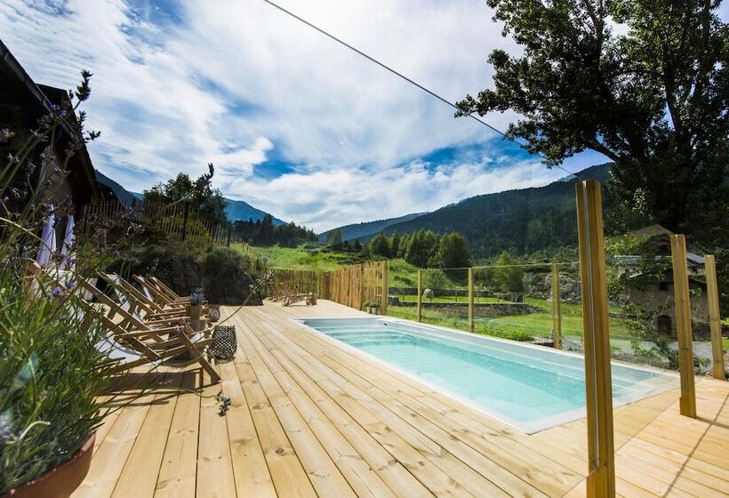 Mountain Hostel Tarter