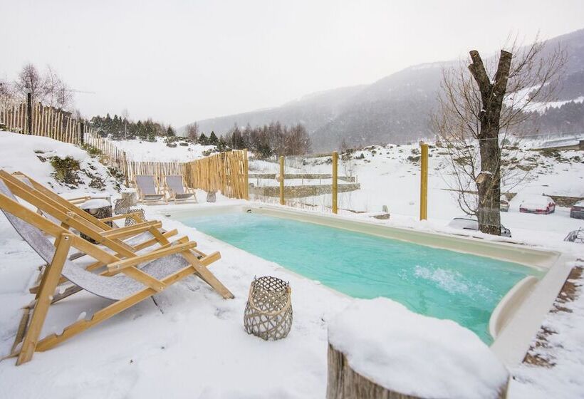 Mountain Hostel Tarter