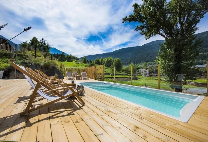 Mountain Hostel Tarter