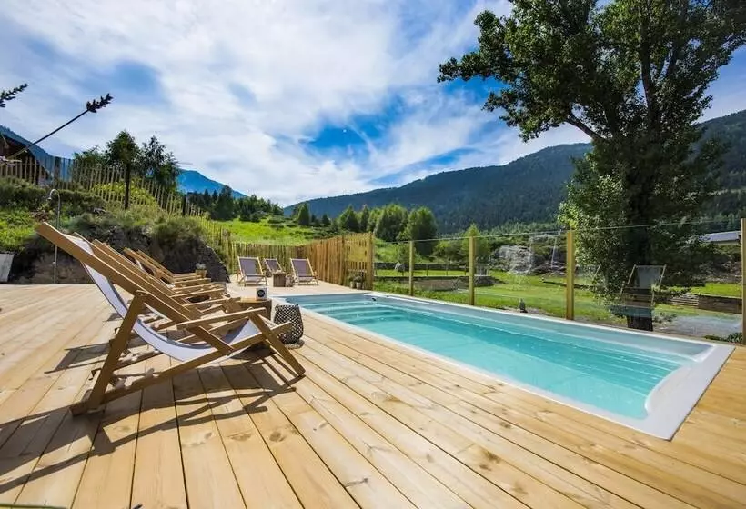 Mountain Hostel Tarter