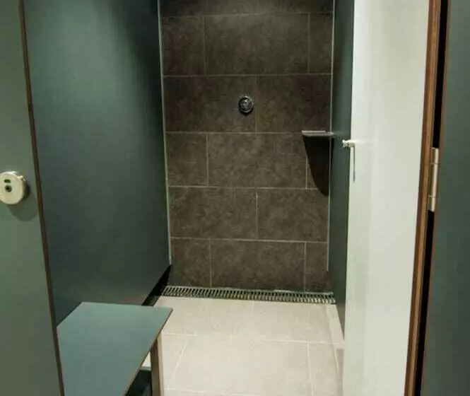 Mountain Hostel Tarter