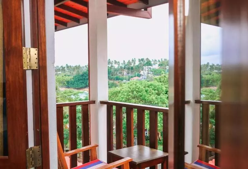 Seafood Restaurant And Motel