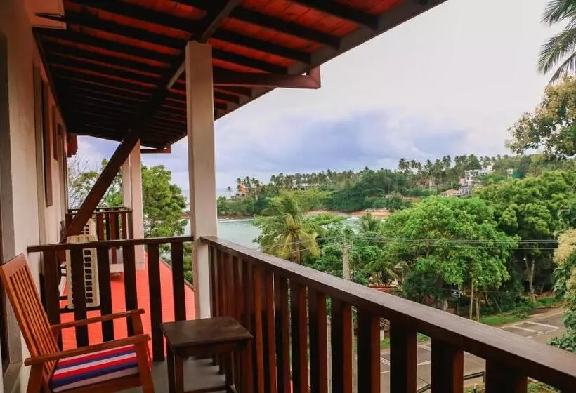 Seafood Restaurant And Motel