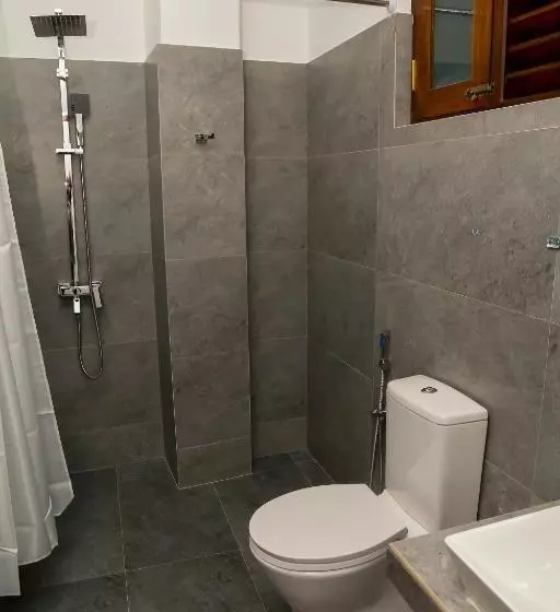 Seafood Restaurant And Motel