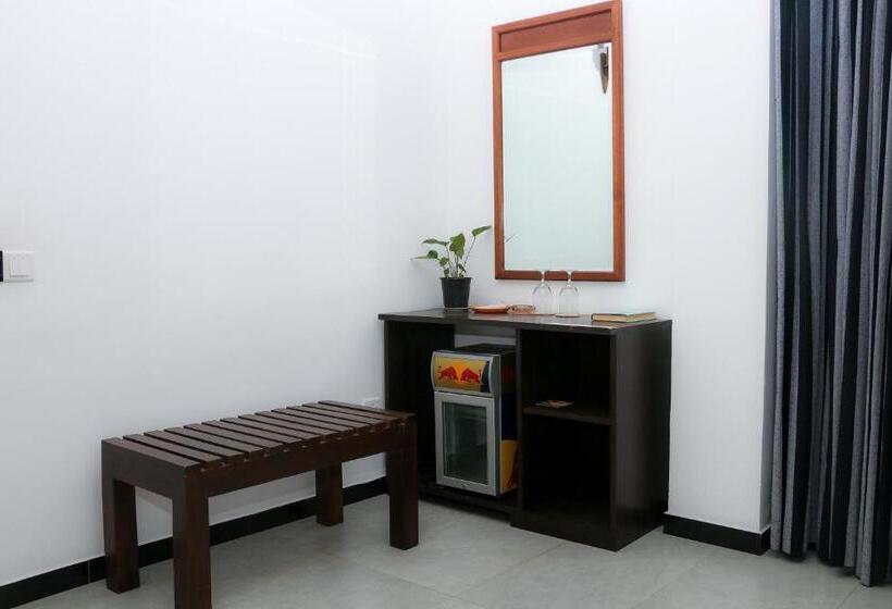 Seafood Restaurant And Motel