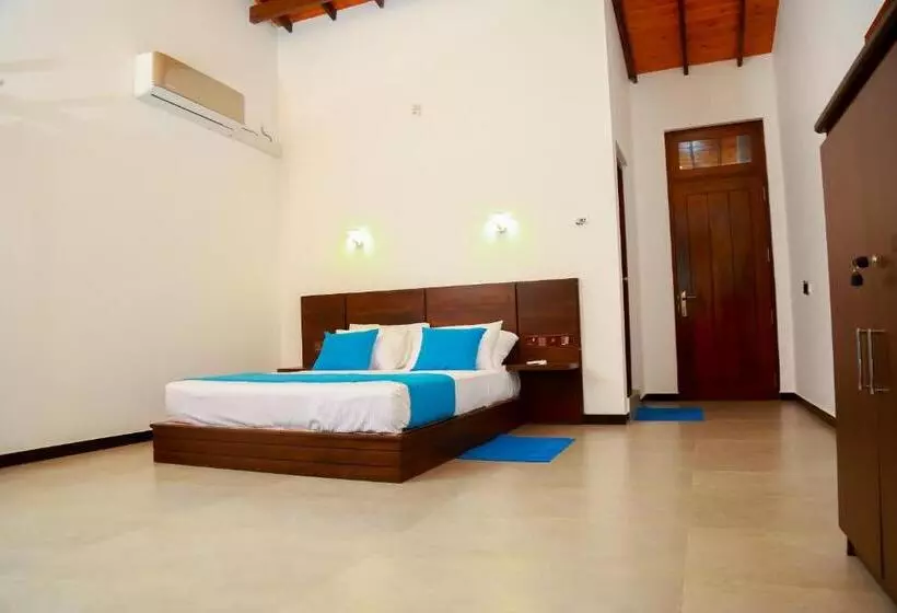 Seafood Restaurant And Motel