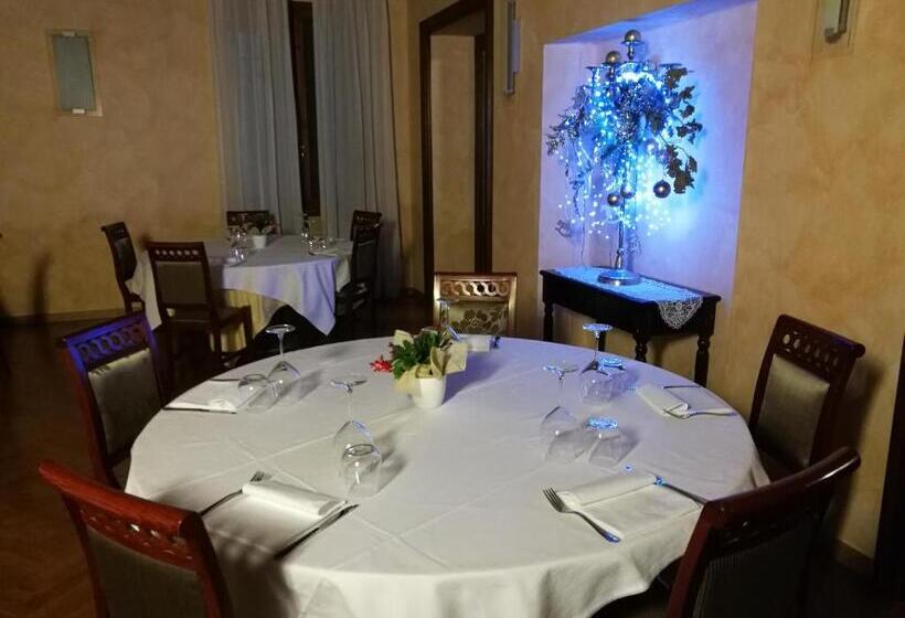 فندق Agriturismo Corte Palazzo