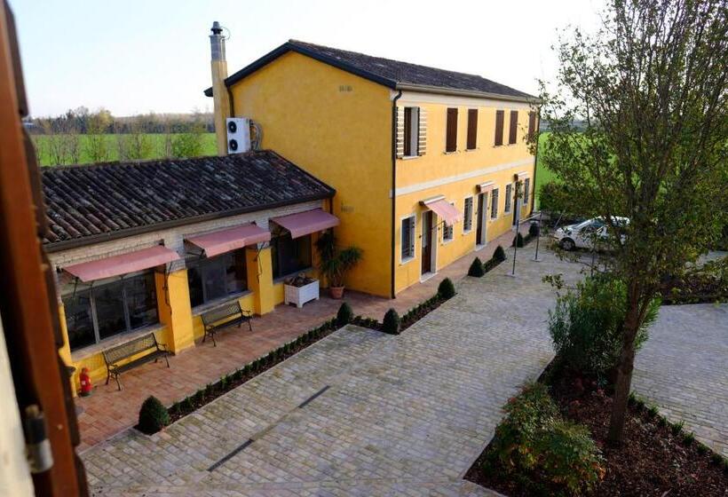 فندق Agriturismo Corte Palazzo