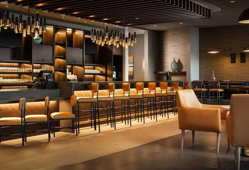 فندق Hyatt Place Calgary Airport