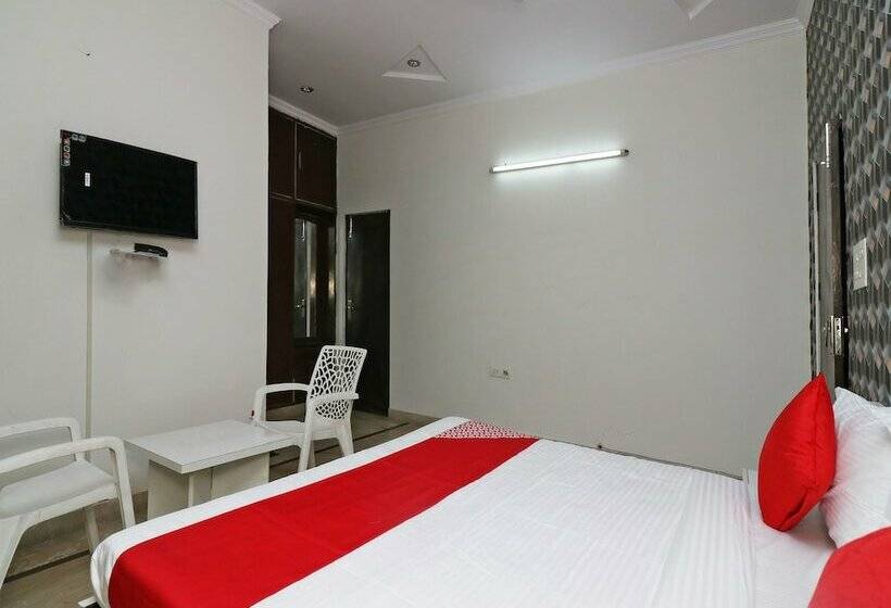 هتل Oyo 22506 Heaven Residency