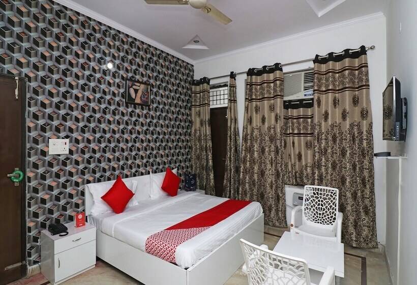 هتل Oyo 22506 Heaven Residency