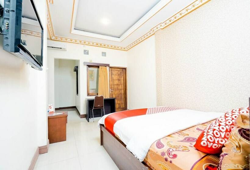 Hotell Oyo 230 Maleo Residence