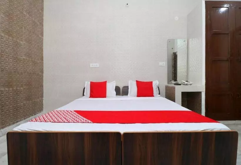 ホテル Oyo 23066 Shiv Guest House
