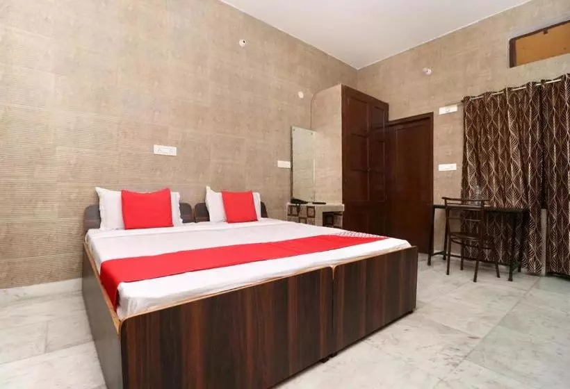 ホテル Oyo 23066 Shiv Guest House