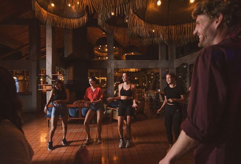 فندق Selina Monteverde