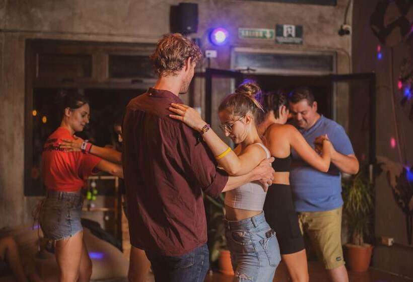 فندق Selina Monteverde