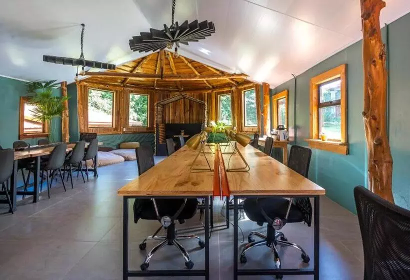 ホテル Selina Monteverde