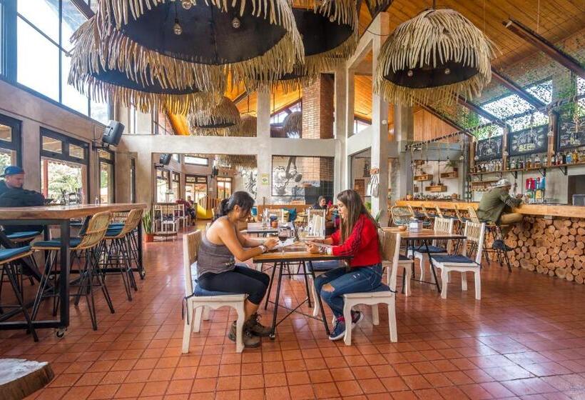 فندق Selina Monteverde