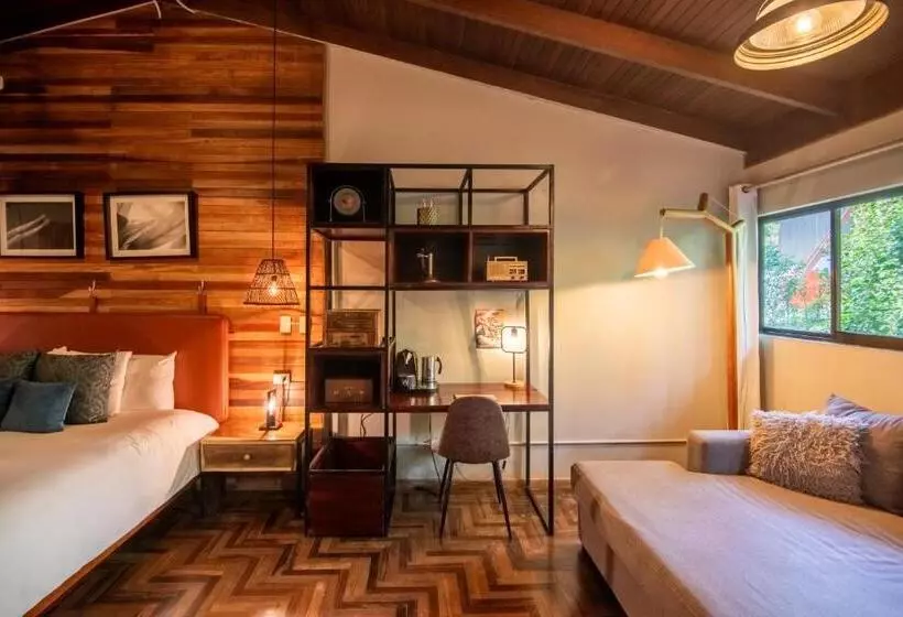 ホテル Selina Monteverde