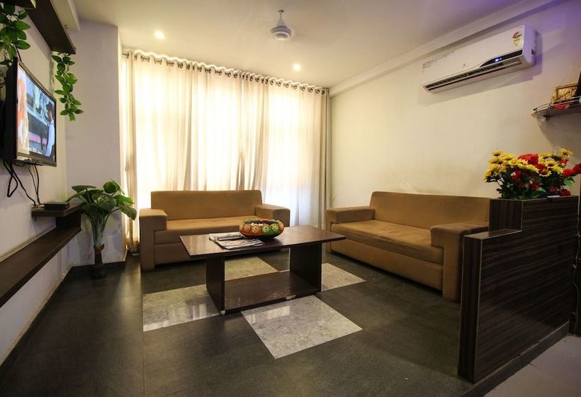 Oyo 5122 Hotel Midway Residency