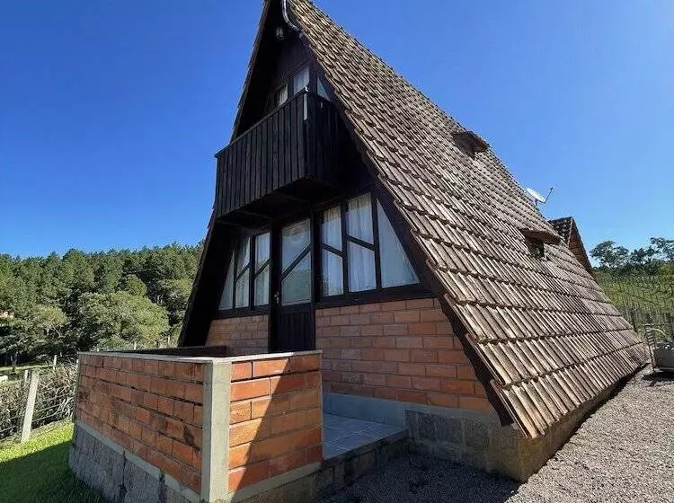 Retkeilymaja Pousada Scursel