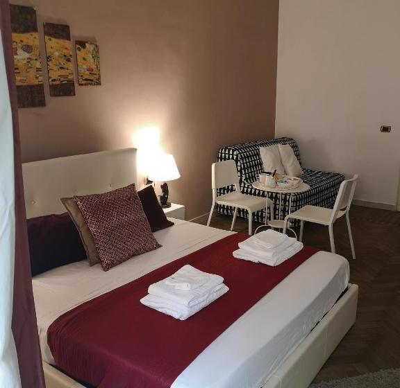 تختخواب و صبحانه Domus Luigi Leone Ii