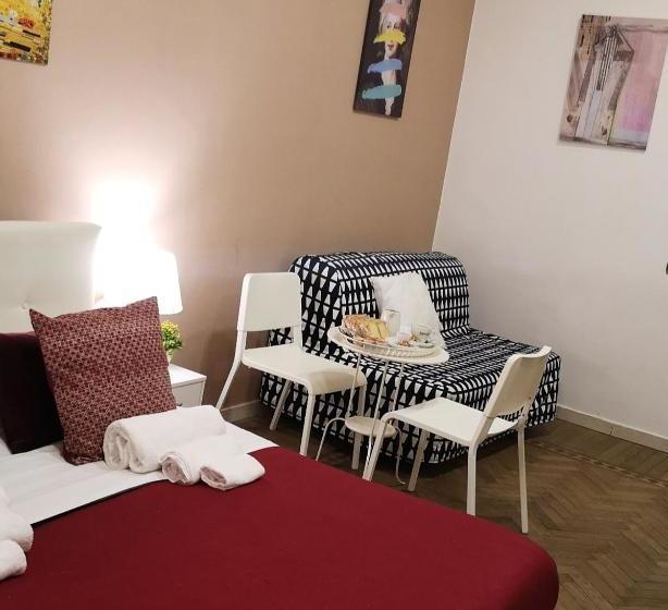 تختخواب و صبحانه Domus Luigi Leone Ii