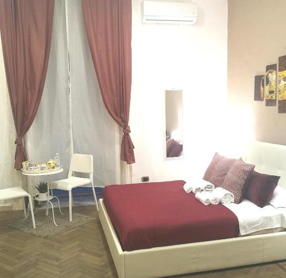 تختخواب و صبحانه Domus Luigi Leone Ii