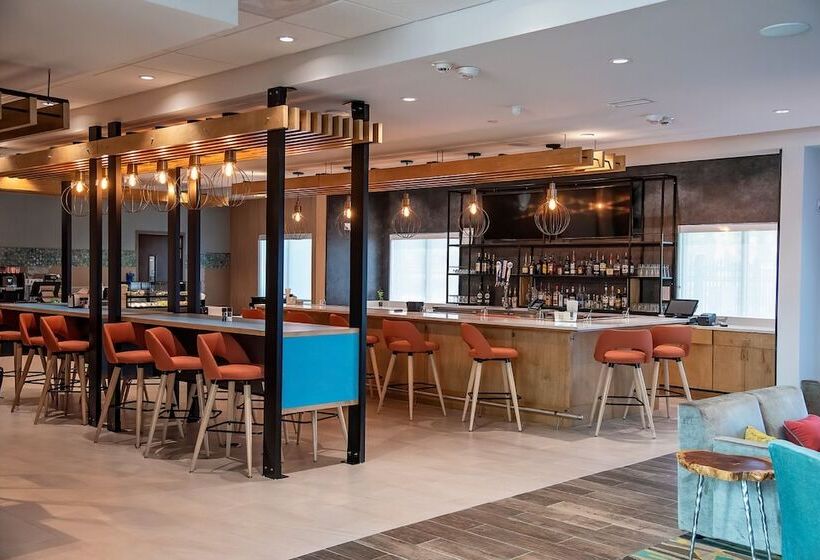 فندق Holiday Inn & Suites   Savannah Airport   Pooler, An Ihg