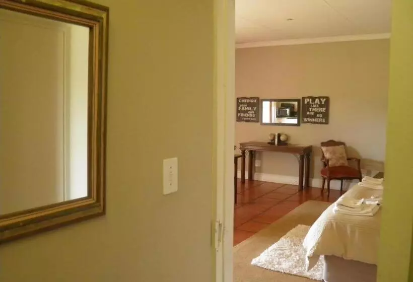 هتل Long Creek Lodge