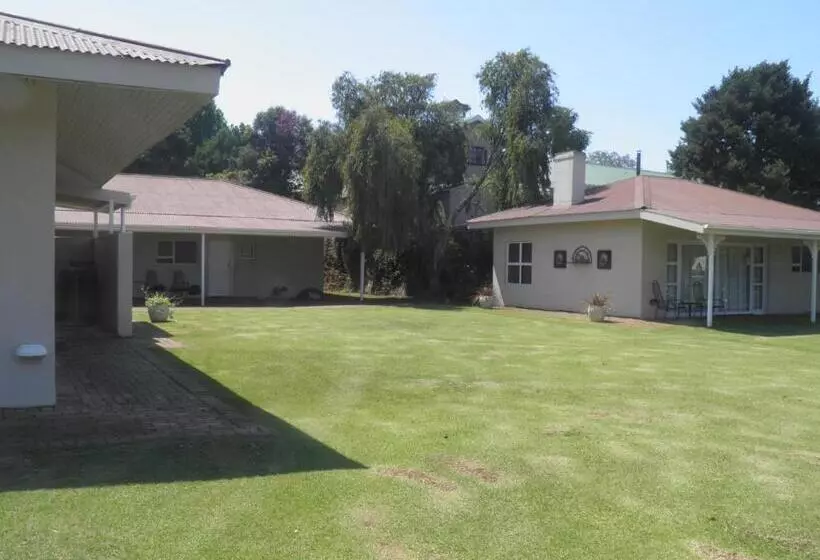 هتل Long Creek Lodge