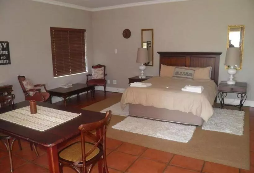 هتل Long Creek Lodge