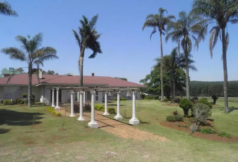 هتل Long Creek Lodge