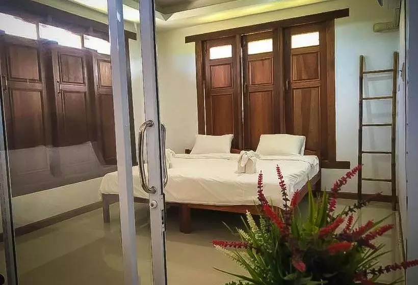 Padaeng Mountain View Resort