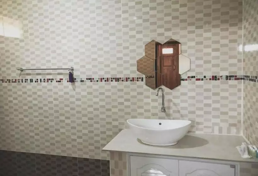 Padaeng Mountain View Resort