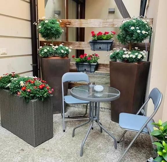 پانسیون Residenza Lisy