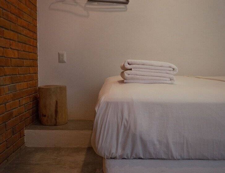 Пансион Paziflora Hostel