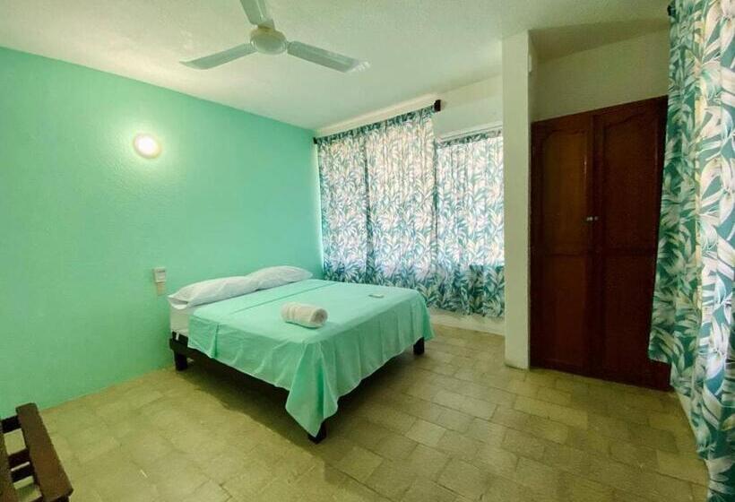 Пансион Paziflora Hostel