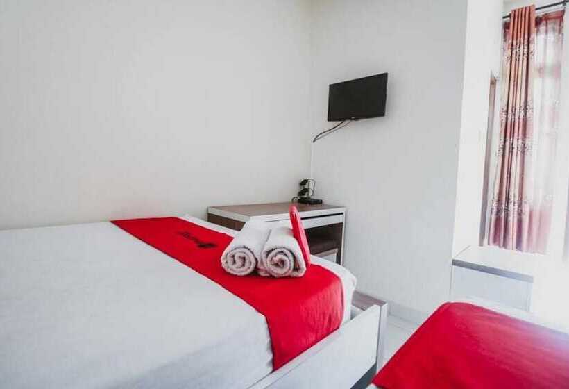 بنسيون Reddoorz Plus Near Semanggi