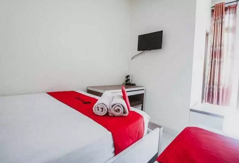 Majatalo Reddoorz Plus Near Semanggi