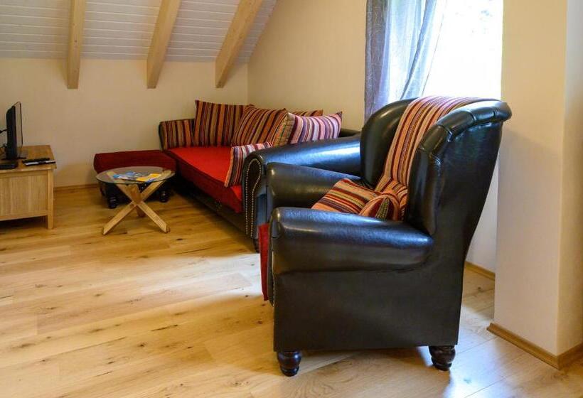 بنسيون Villa Jana