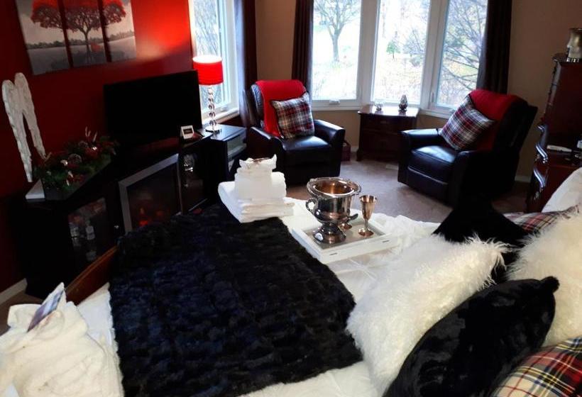 The Tartan House Bed & Breakfast