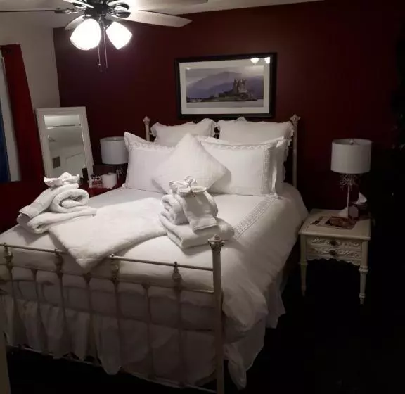 The Tartan House Bed & Breakfast