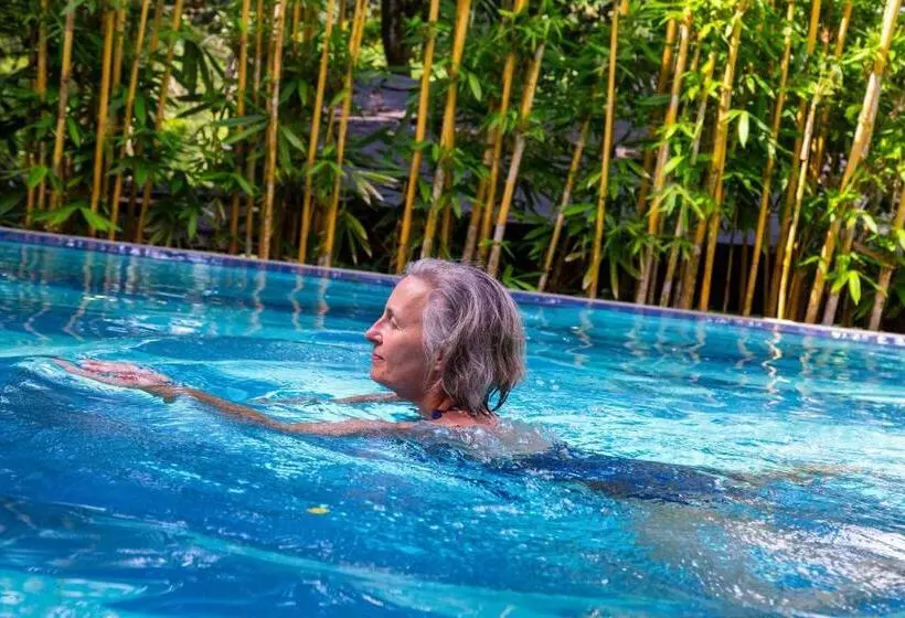 Aamiaismajoitus (B&B) Laluna Eco Resort Pvt Ltd