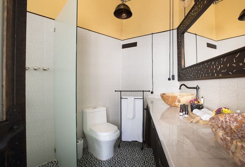 Отель Los Camilos