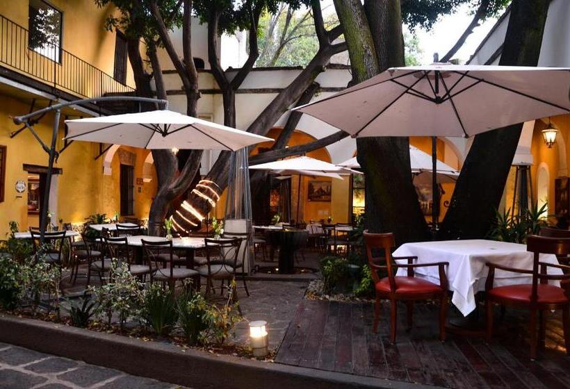 Отель Los Camilos