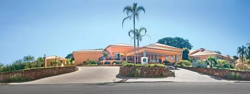 Hotelli Vila Real Rex