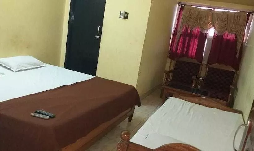 Spot On Hotel Manikanta Residency